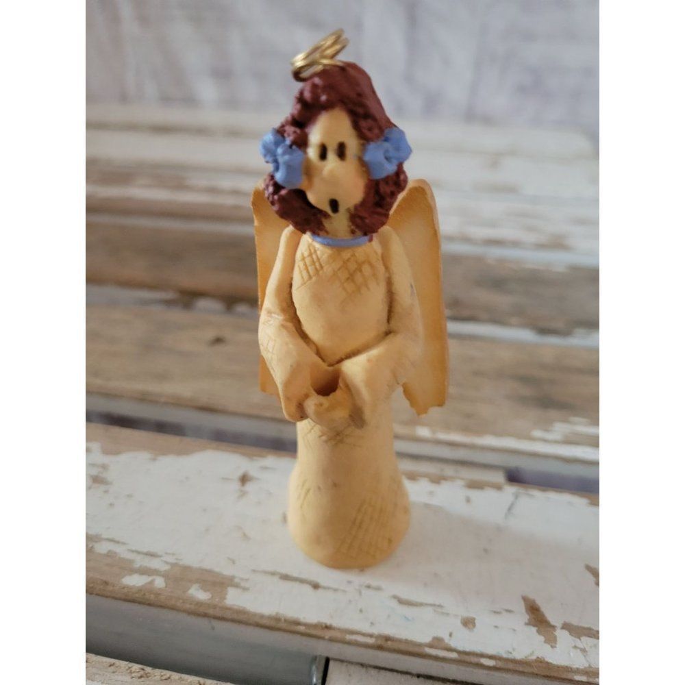 Designs by Diana cherub Angel ornament figurine Xmas holiday tree
